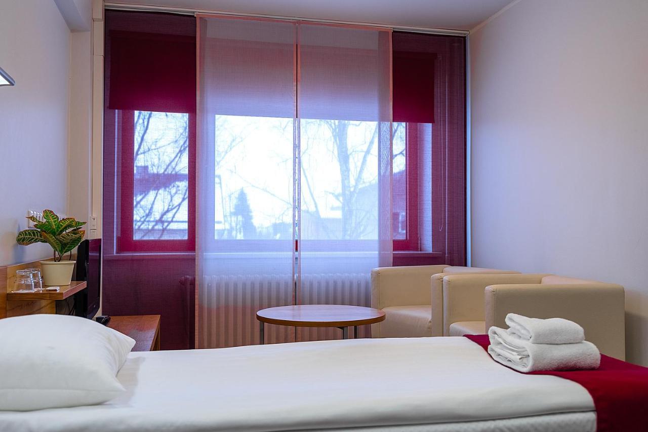 Tartu Rakendusliku Kolledzi Hotell Exterior photo