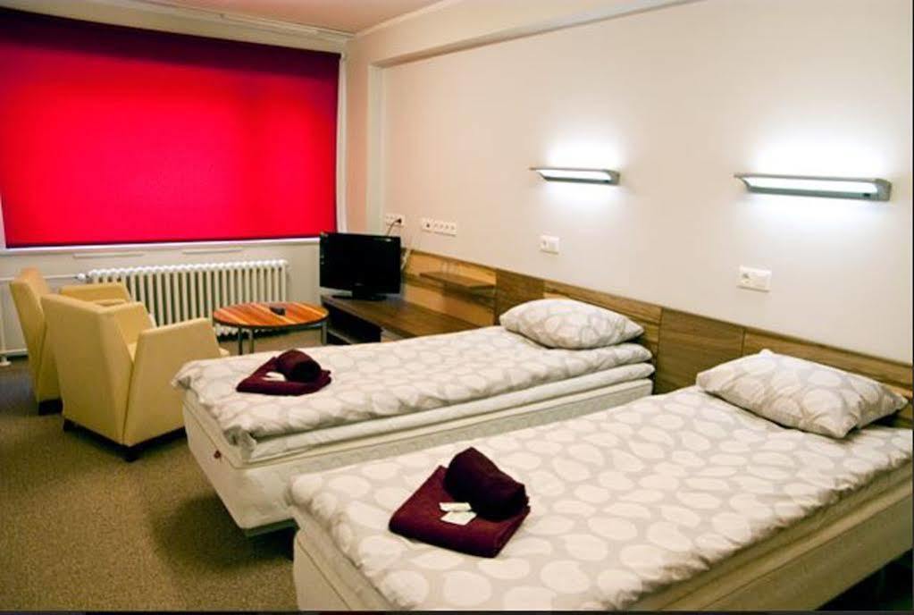 Tartu Rakendusliku Kolledzi Hotell Exterior photo
